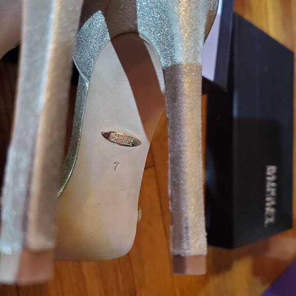 Badgley Mischka Emma II Embellished Heel  - NWOT! - Picture 11 of 15